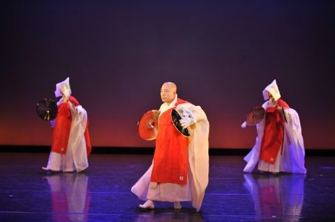국립국악원 영남바라춤 공연